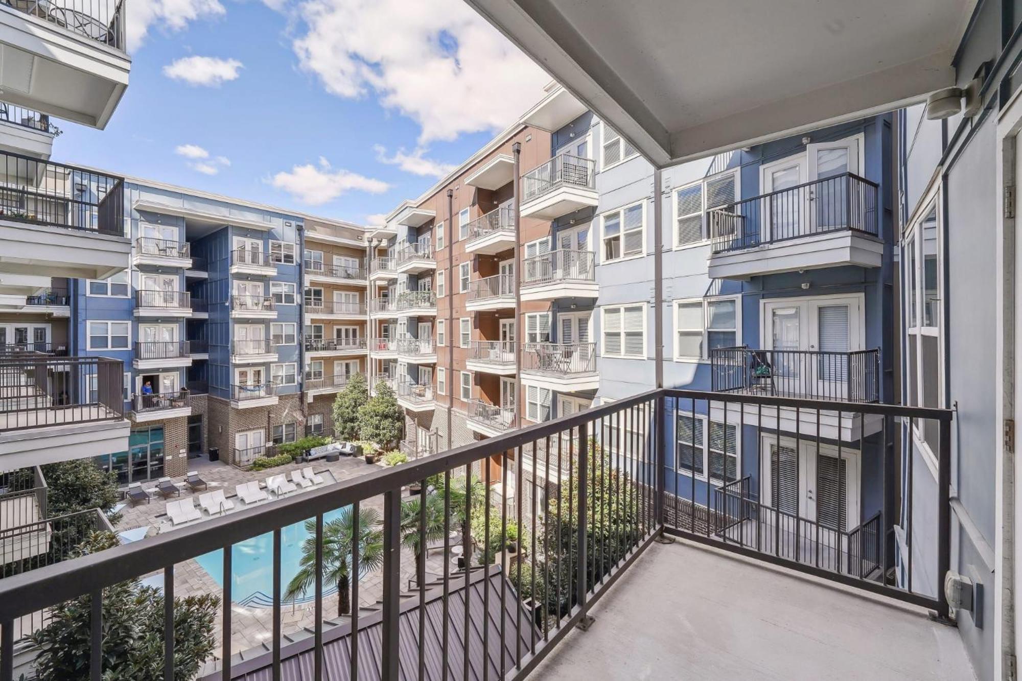 Premium Apartments And Studios At Midtown 205 In シャーロット エクステリア 写真